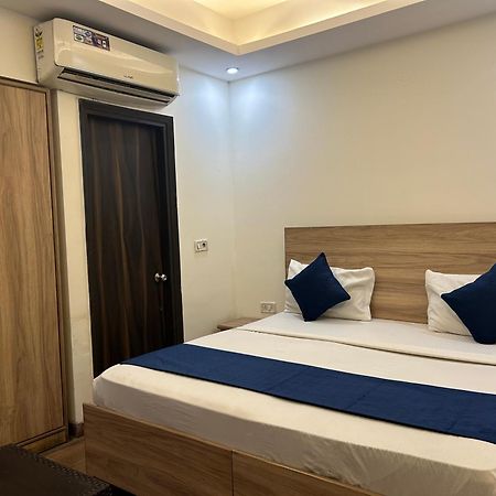 Airport Hotel Golden Bliss Near Delhi Airport نيودلهي المظهر الخارجي الصورة