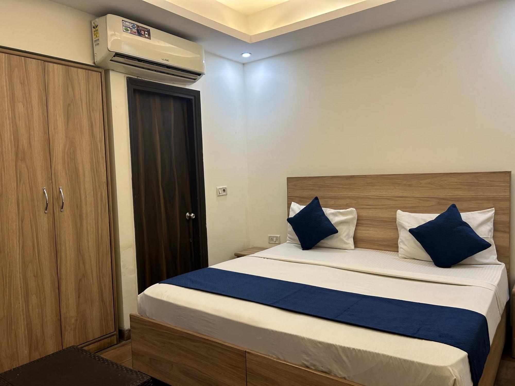 Airport Hotel Golden Bliss Near Delhi Airport نيودلهي المظهر الخارجي الصورة